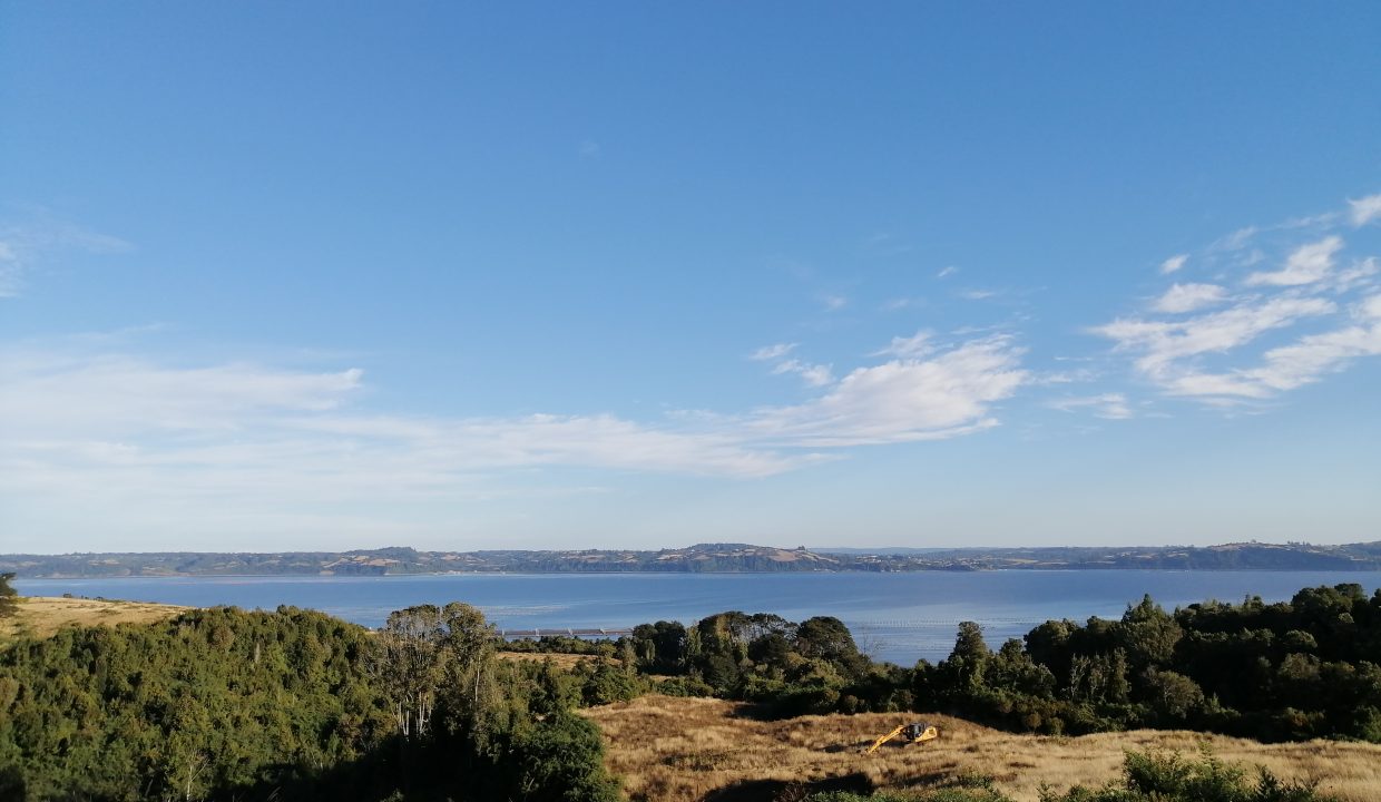 VISTA A ISLA LEMUY